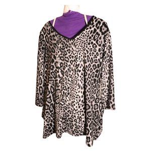 GREY ANIMAL PRINT WOMENS LARGE SHIRT